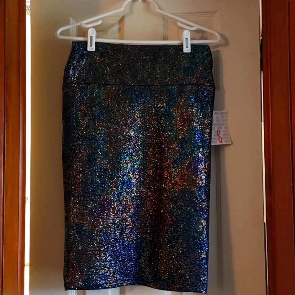 BNWT LuLaRoe HOLIDAY CASSIE Skirt